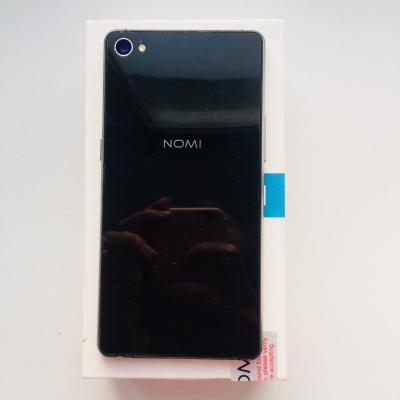 Nomi i506 Shine бу